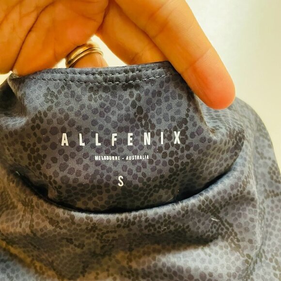 ALLFENIX Anthropologie Sports Bra Snake Skin Blue Long Line Active Gym Running - Picture 8 of 11